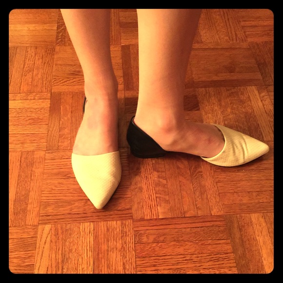 Calvin Klein Leather 6 color-block pointy flats - Picture 2 of 4